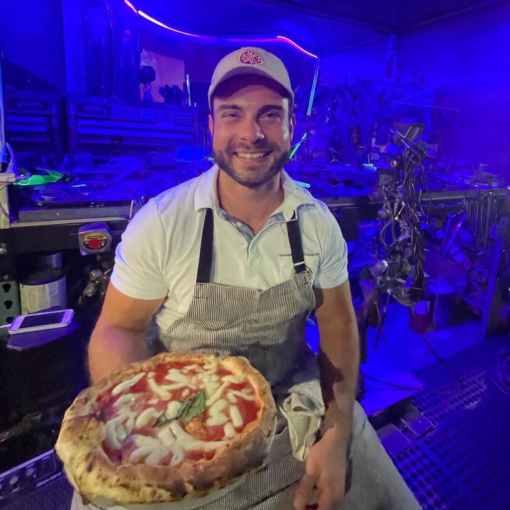 Mike Bancale, Salsa Pizzeria