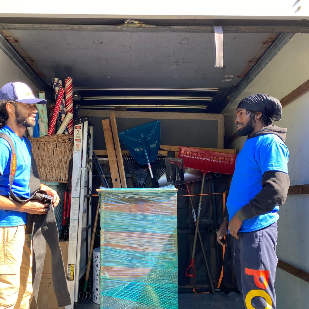 2 Pops & A Truck Movers LLC