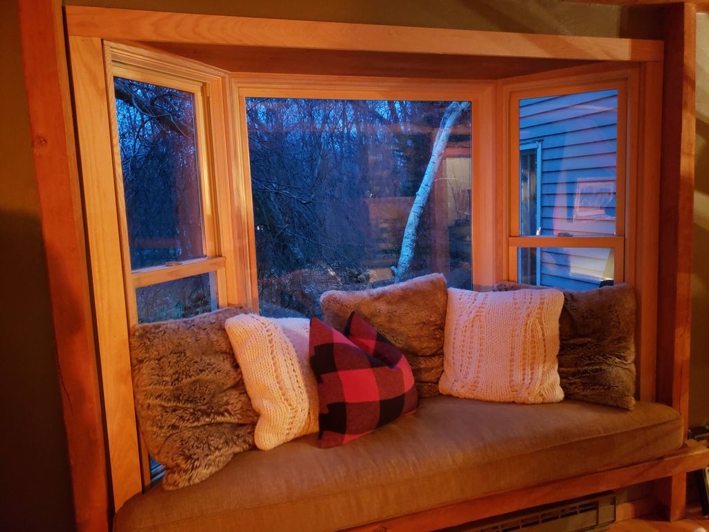 Custom Oak Millwork/Window Casing