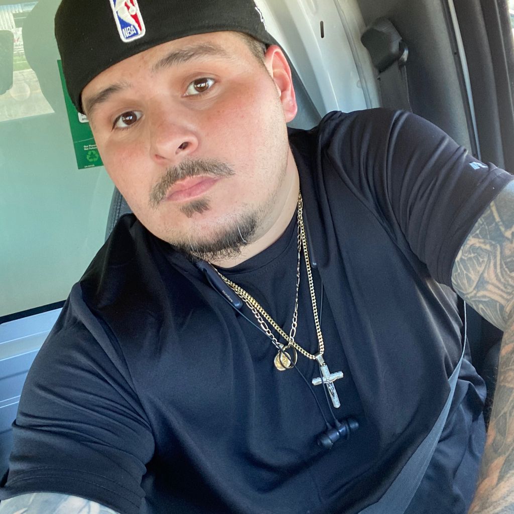 Chris Martinez Handyman services