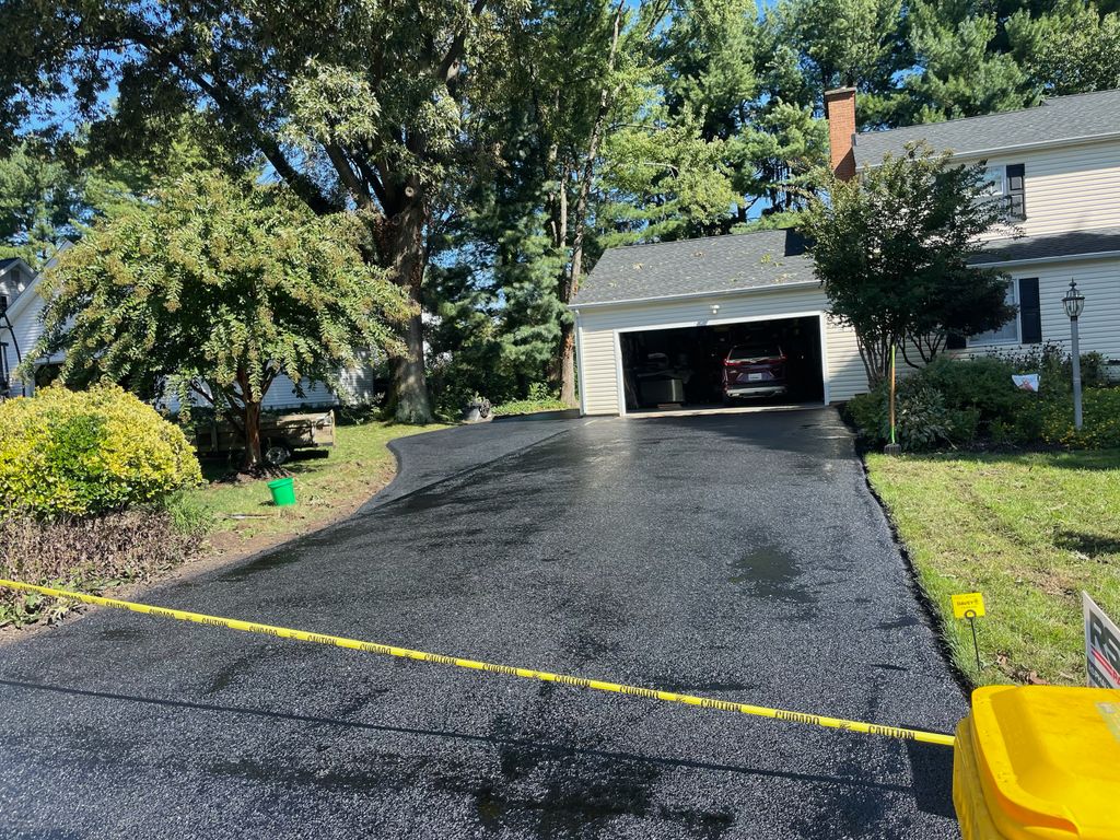 Driveway Seal Coating 