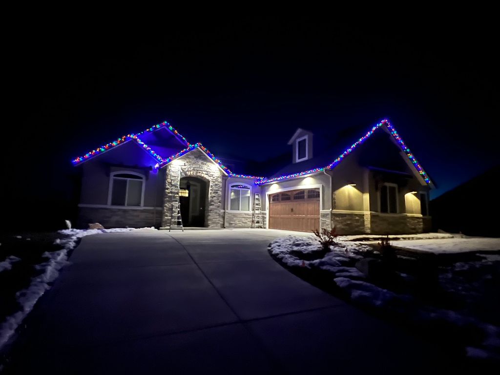 Holiday lighting installed 