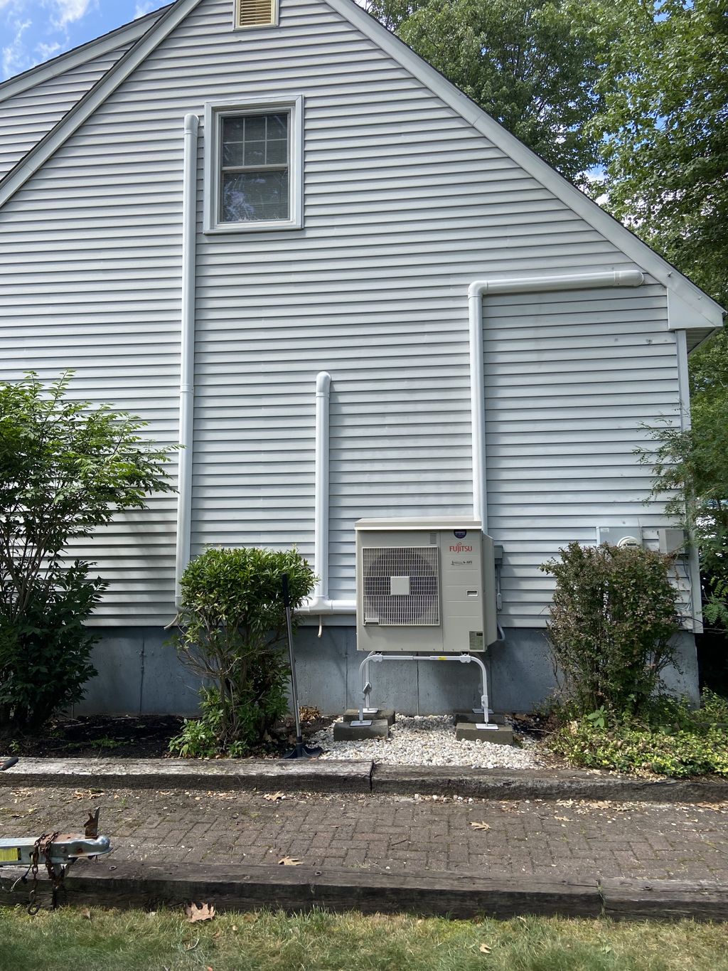 heat pump outdoor unit 