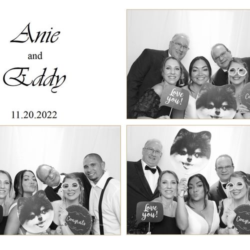 Guests at my wedding loved the photo booth ! Fotof