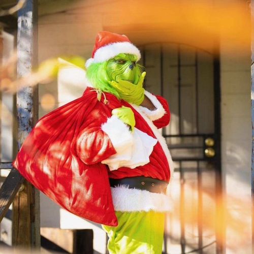 Uh-Oh! It’s the Grinch!