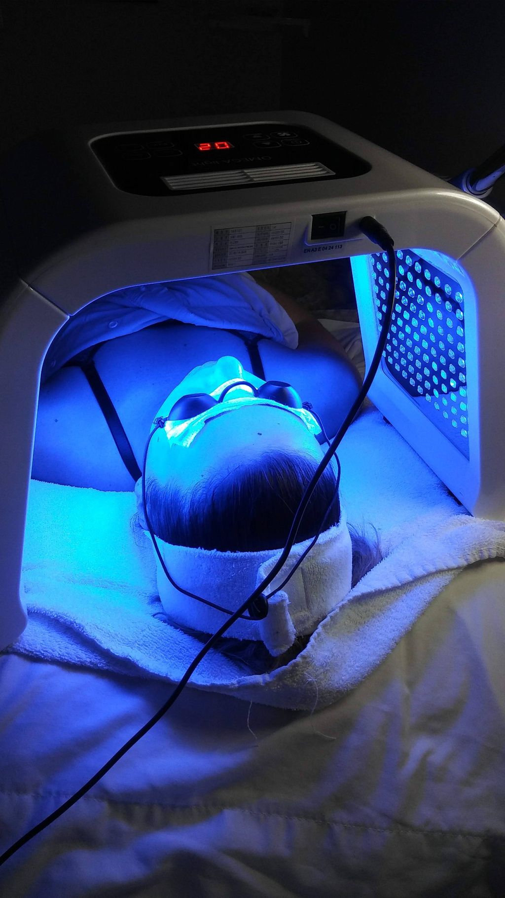 LED Facial Ttreatment 