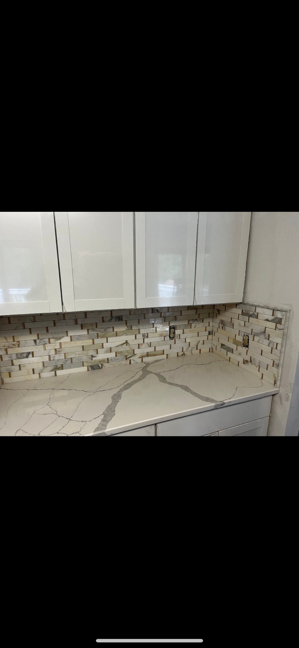 Kitchen cabinets and backsplash Install 