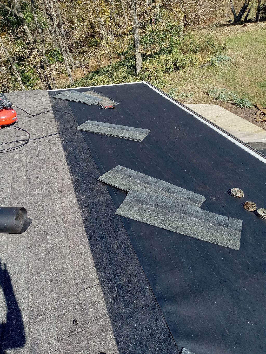 Roof start.