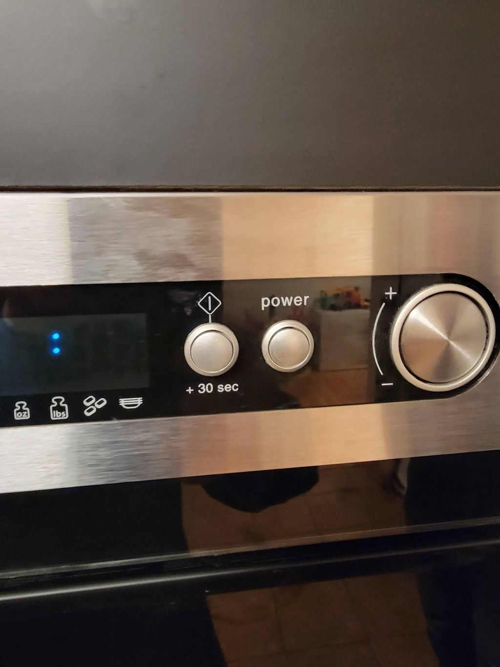 Fixed  broken button