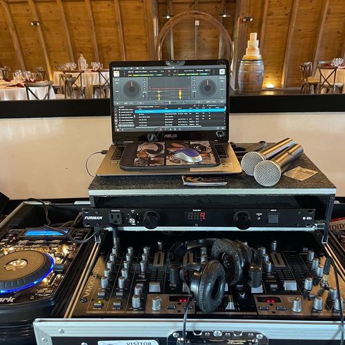 DJ Setup (wedding)