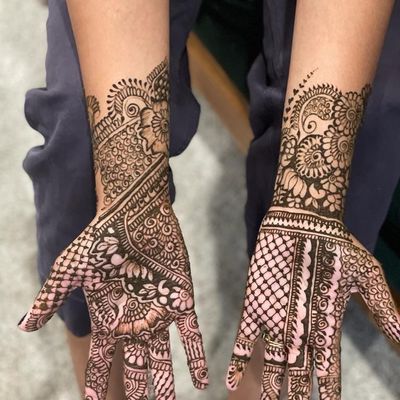 Avatar for Henna by nisha soni