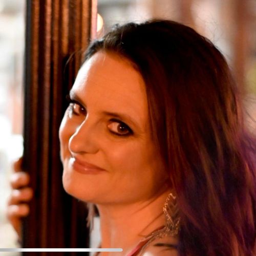 Artful Cakery by Julie