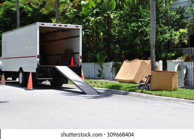 Moving truck 