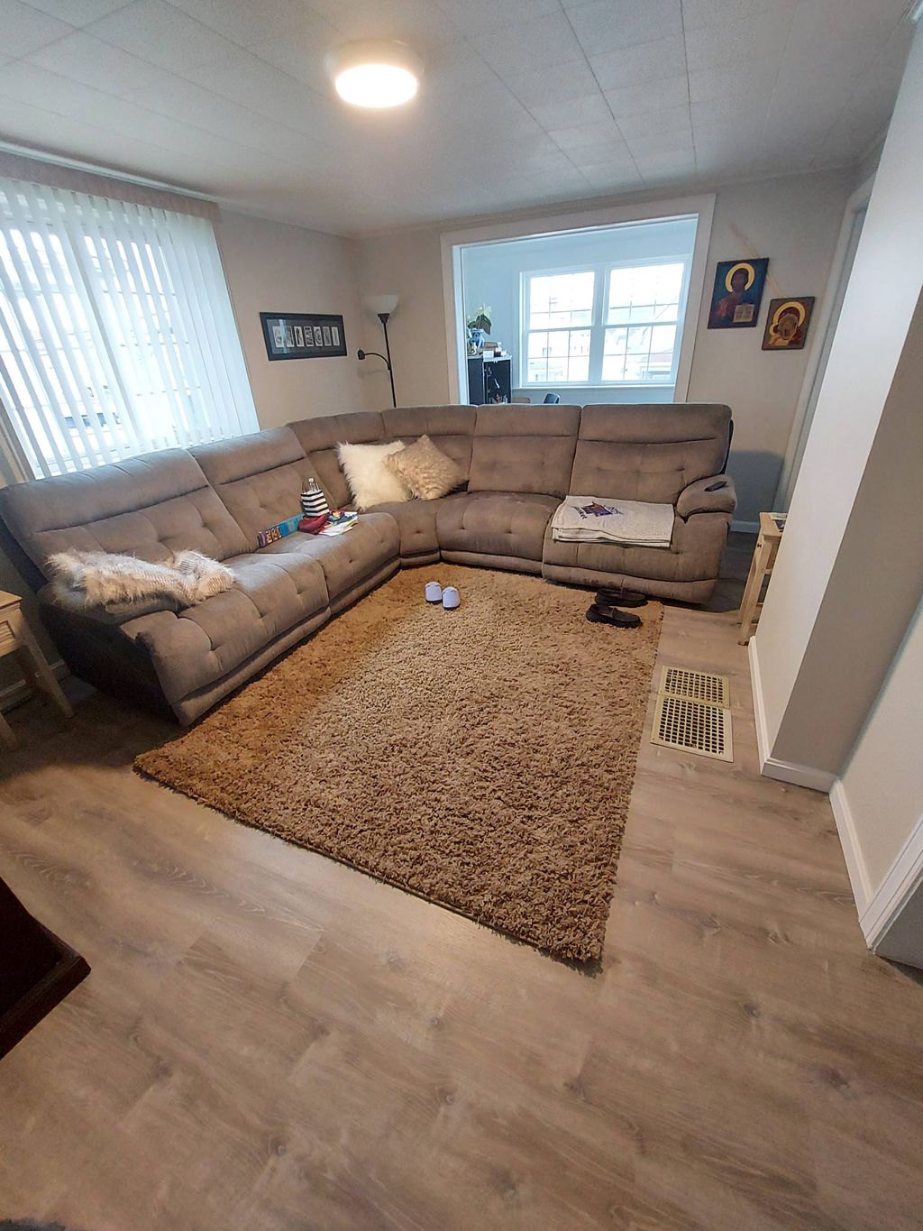 vinyl flooring and trim 