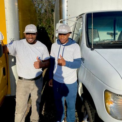 Avatar for J&H MOVERS