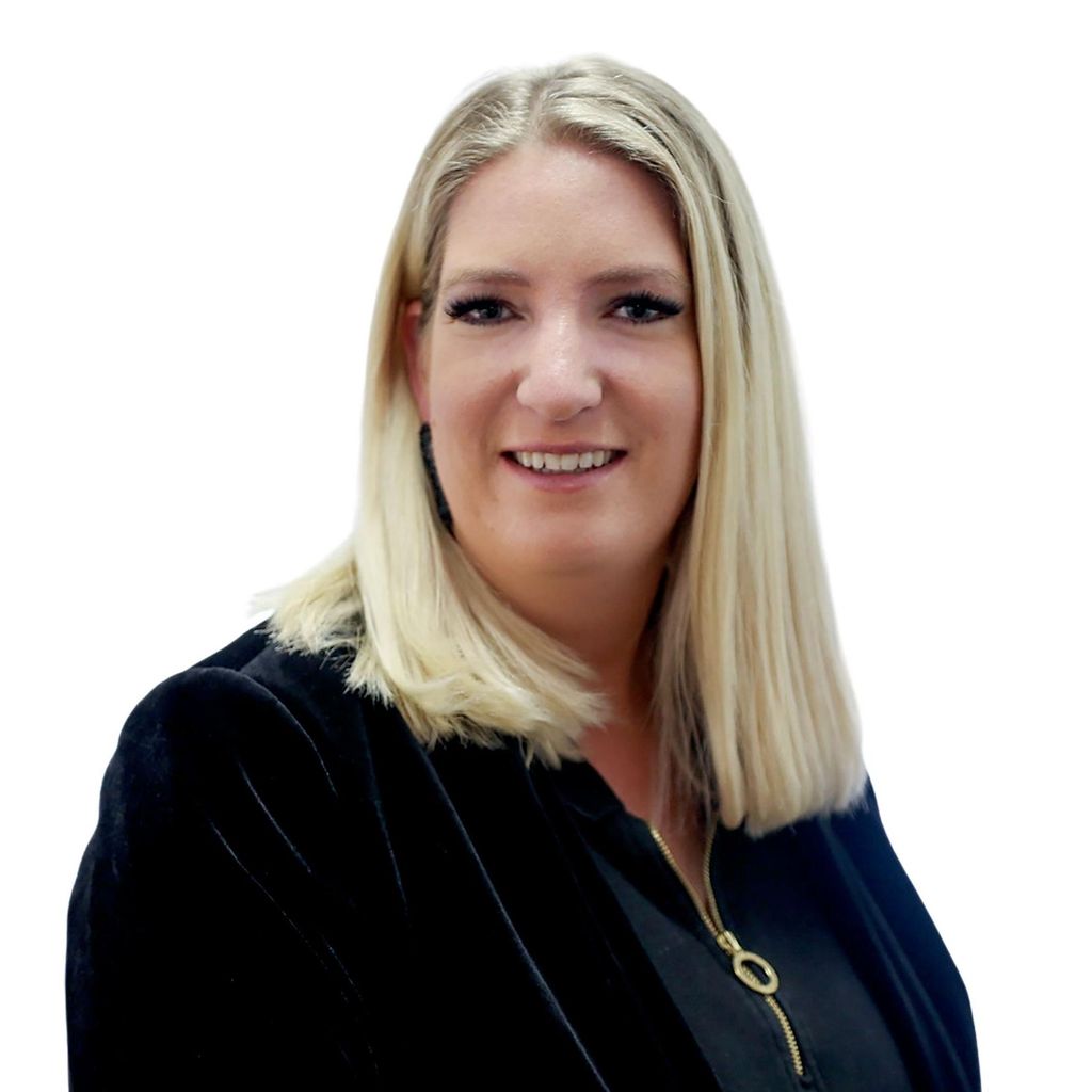 Marleen Antelo, Realtor | Airbnb Co-host