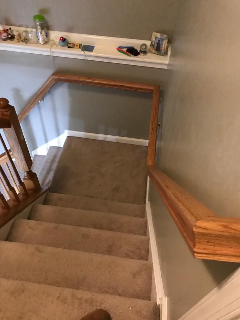Banister wood railing