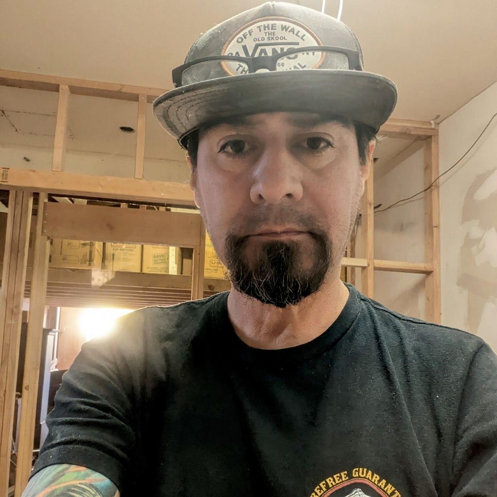 Reyes Carpentry