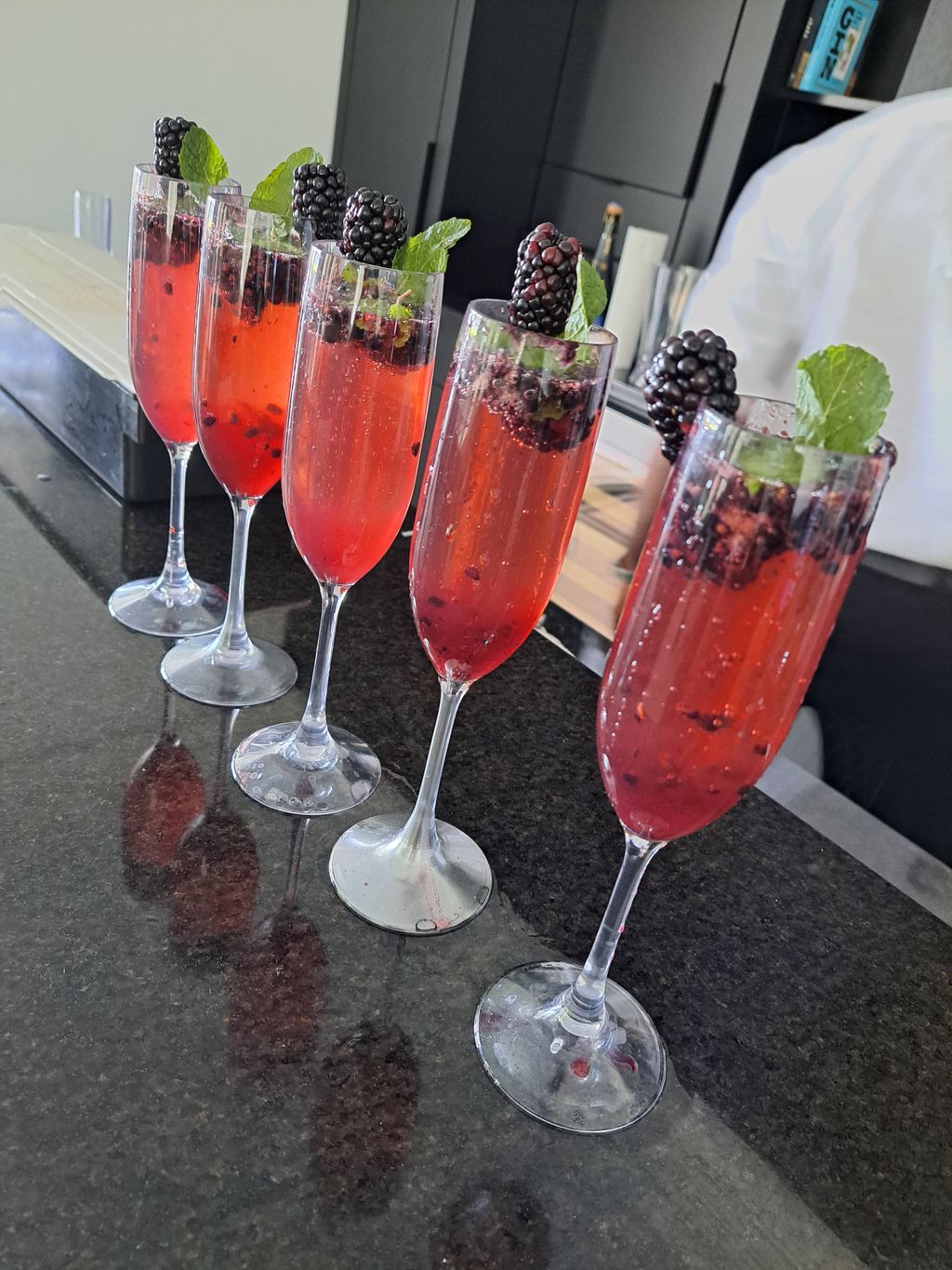 blackberry mimosas