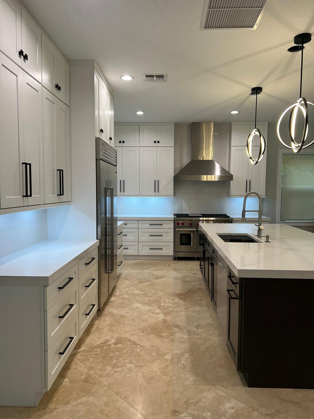 Shaker Grey Cabinets & Pure White