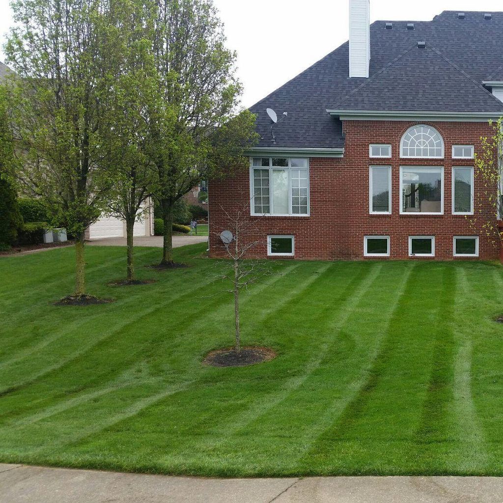Joe’s Lawn Care