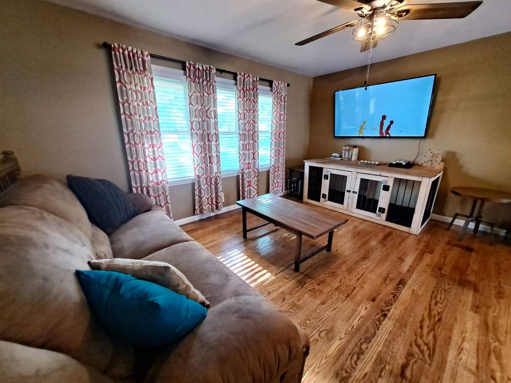 A Roomy Rental Unit