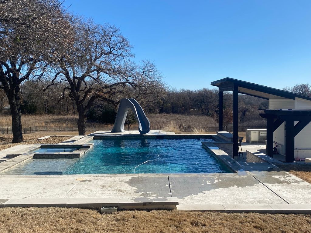 Decatur Texas pools looking good 👍🏻 