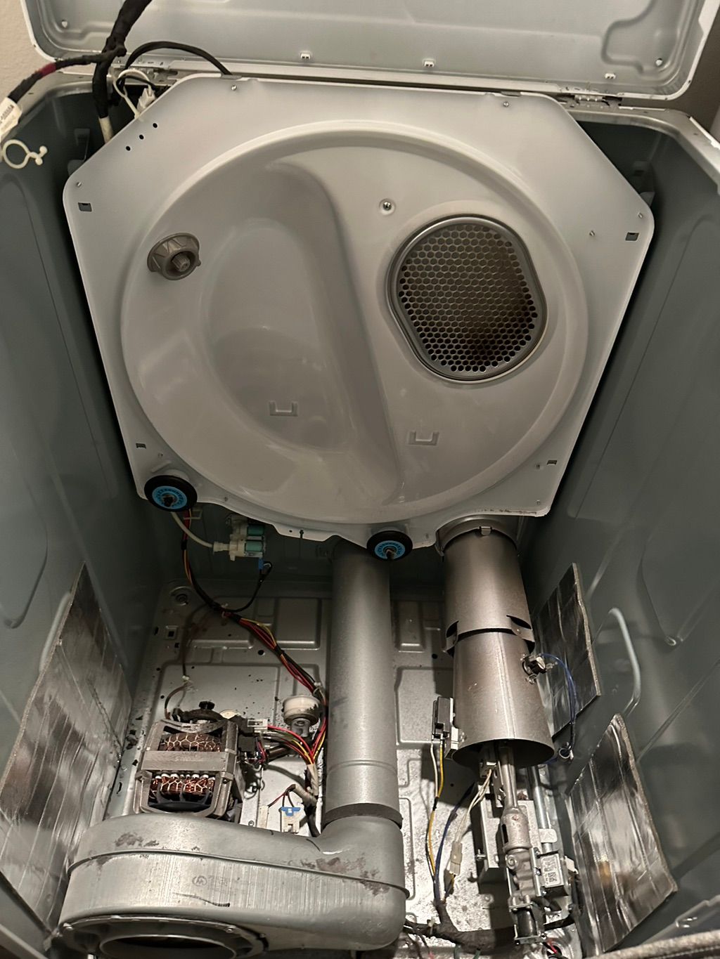Dryer drum support kit replacement.