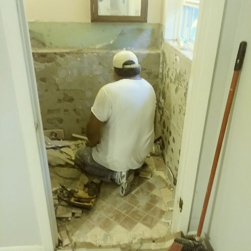 Remodeling bathroom-Before