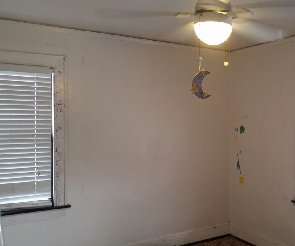 Residential kids room/Before