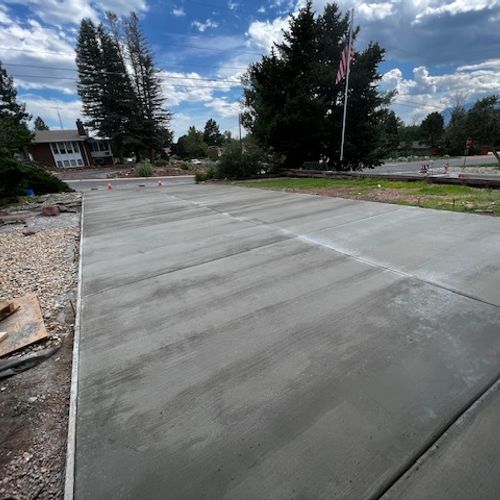 40 yards concrete driveway poured in the summer of