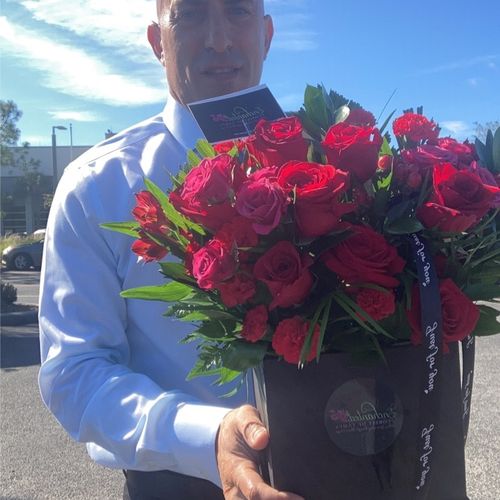 Hands down!! Best florist in the Tampa area..Flowe