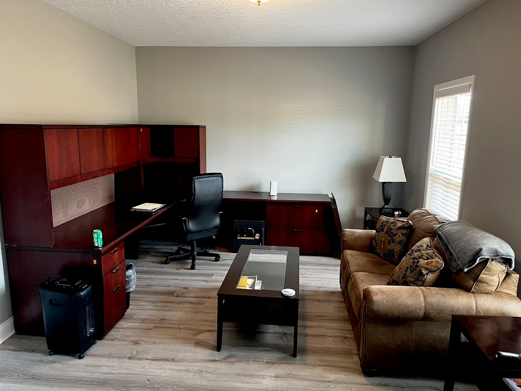 Executive Desk Assembly