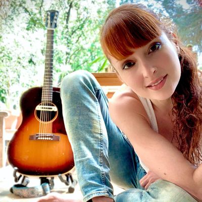 Avatar for Tiphanie Doucet : French singer guitarist-harpist