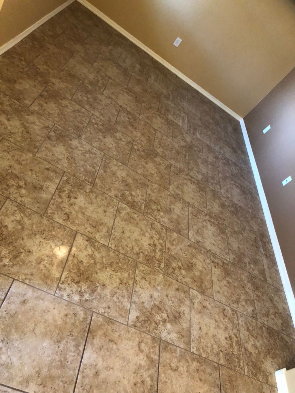 Flooring, baseboards and wall paint