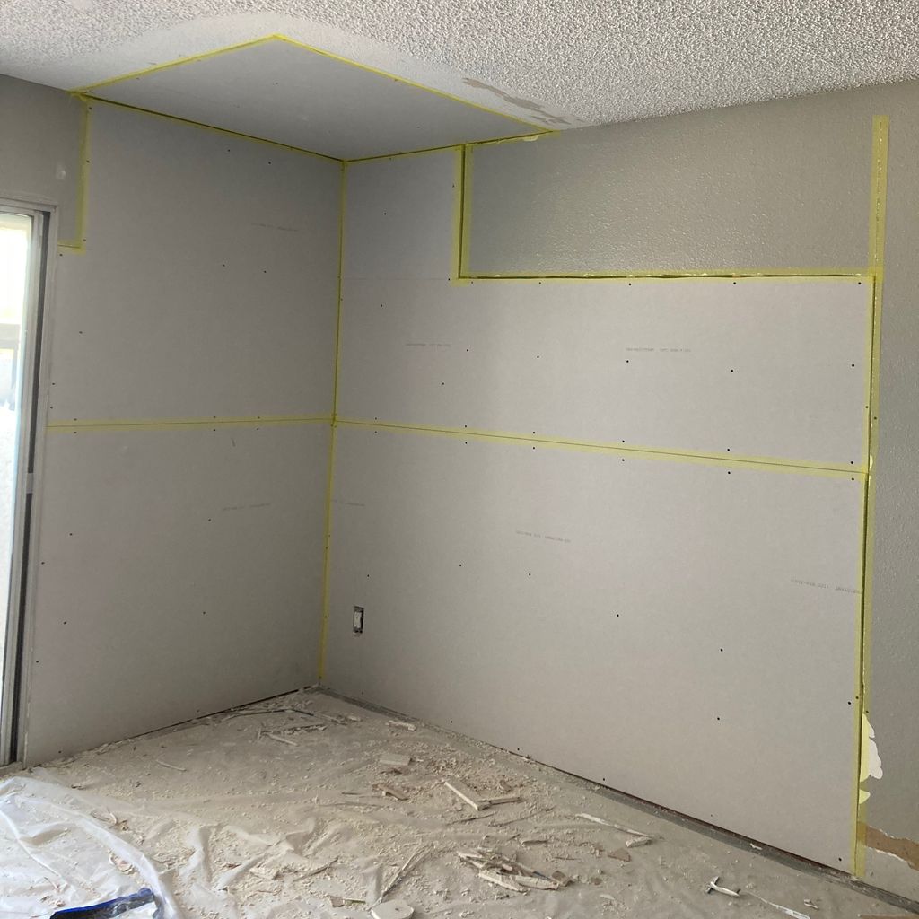 Kiki’s drywall repair and painting