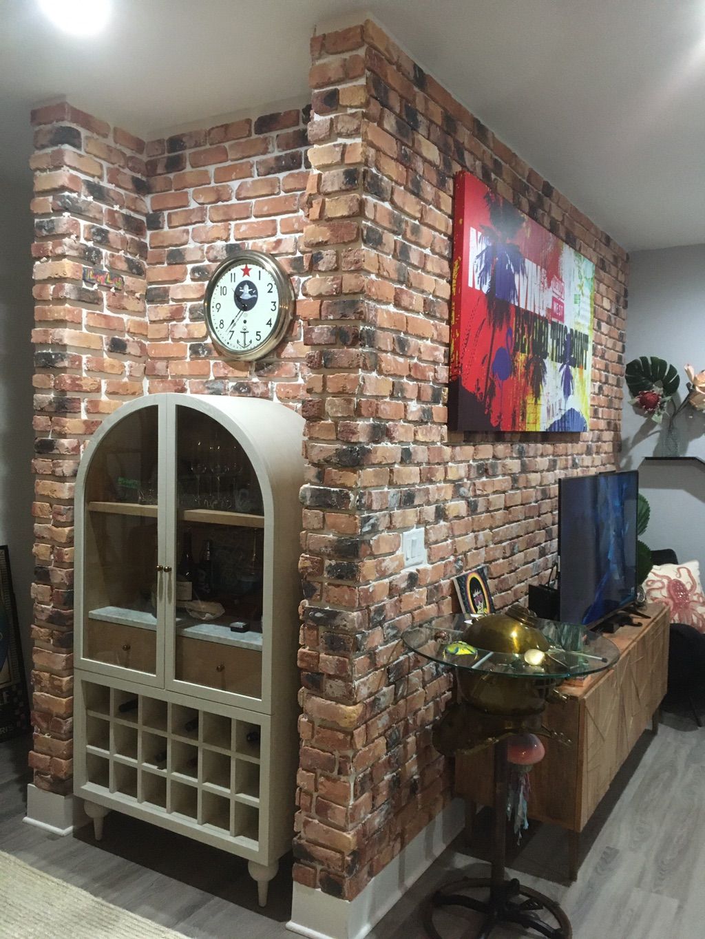 Wrap around installation of brick veneers in clien