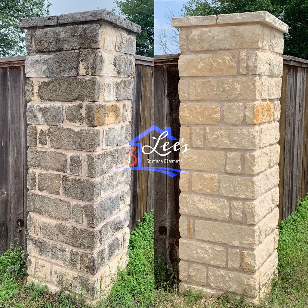 Fence Pillar Cleaning