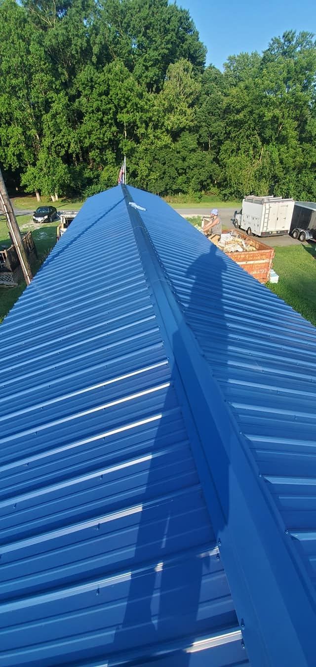 old flat mobile home roof framed for an a-frame an