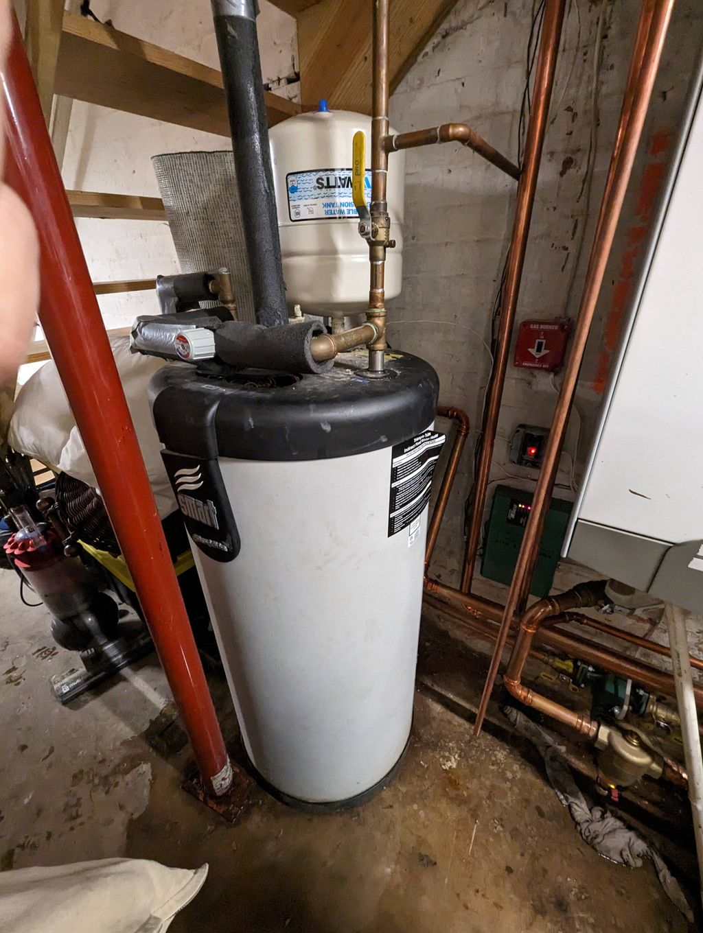 leaking tank(BEFORE)