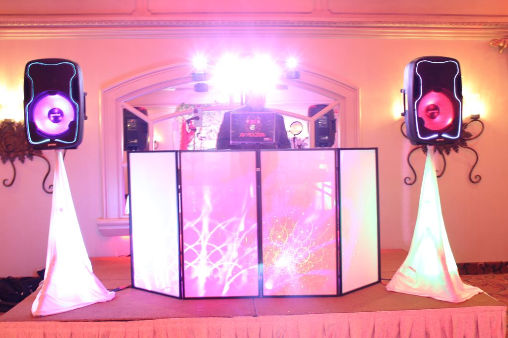 !!! Our Gorgeous Set-Up !!!
