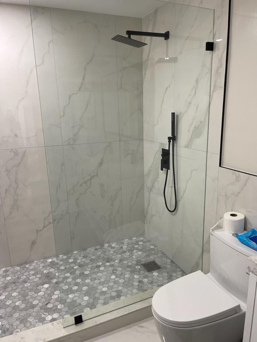 Bath room remodel in process