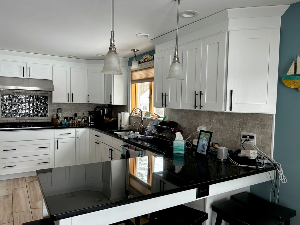 Refacing Concord Nh Matttroy