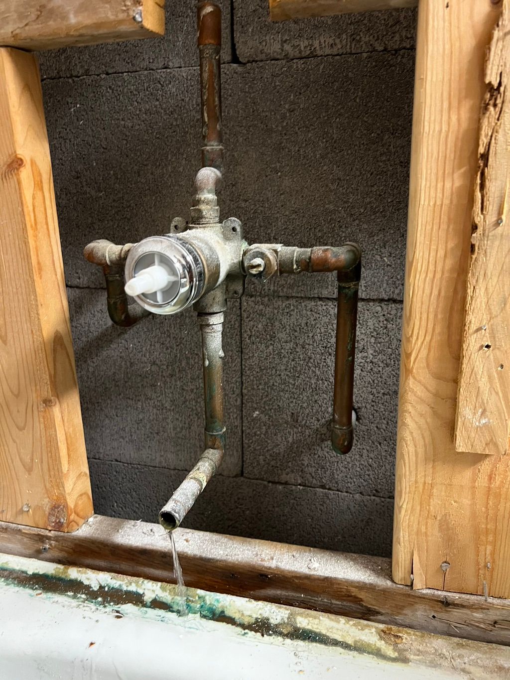 Replacing old faucet manifold