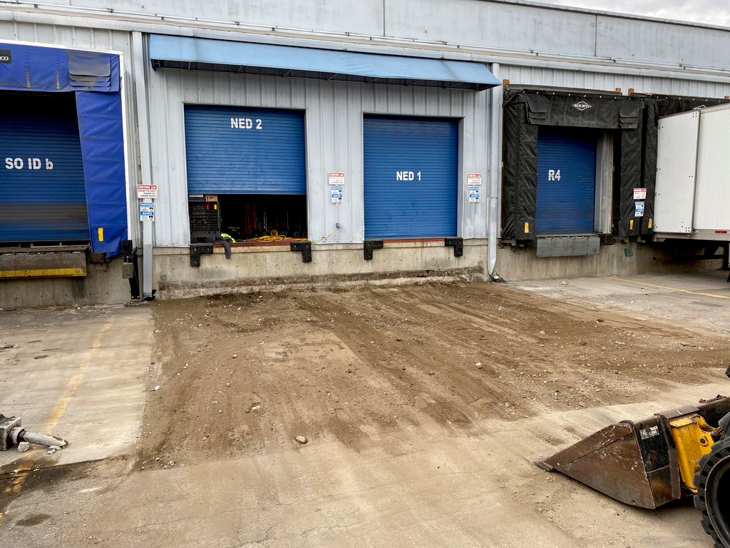 NAPA Auto Parts loading dock demo/grading