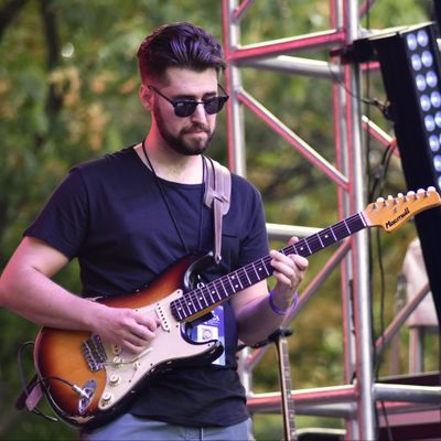 Avatar for Online Lessons w/LA Pro Guitarist: Tristan Jantz