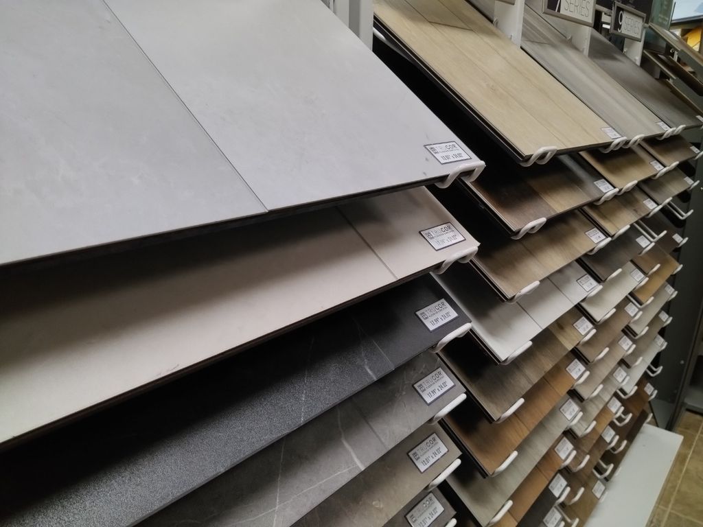 Luxury Vinyl Tile/Plank
