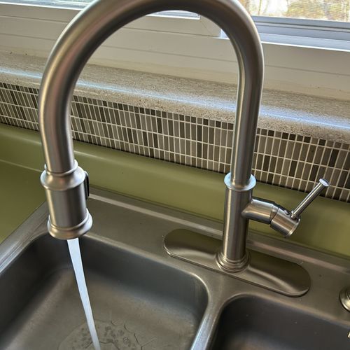 Replaced the Kitchen Faucet and added shut new off