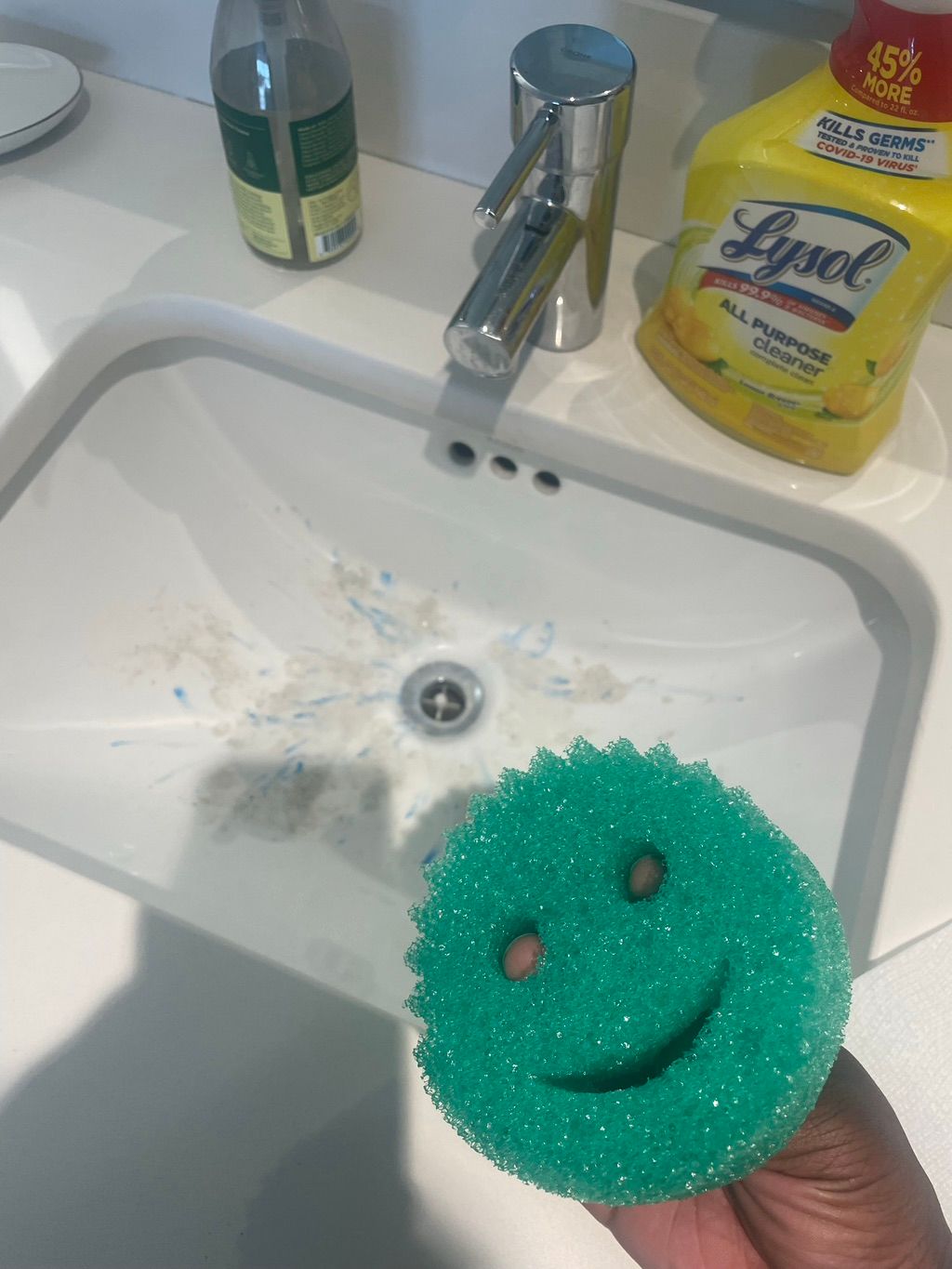Scrub daddy! 
