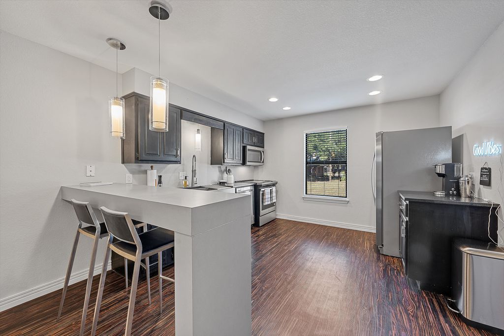 Corporate housing unit photo